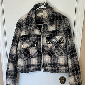 NWOT Doe and Rae Navy and Cream Plaid Teddy Jacket size small